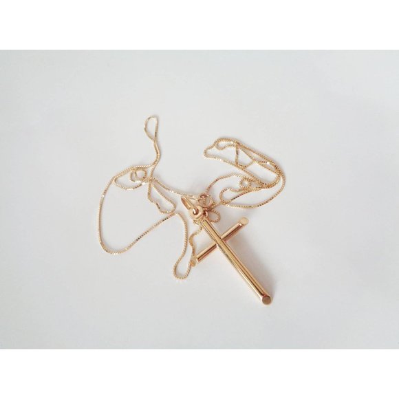 Real 10K Solid Yellow Gold Christian Cross Necklace - Picture 4 of 6